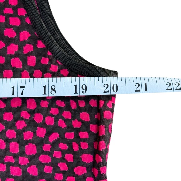 NWOT St. John Santana Knit Pink Black Animal Print Sleeveless Shell Tank Top L - Picture 10 of 11